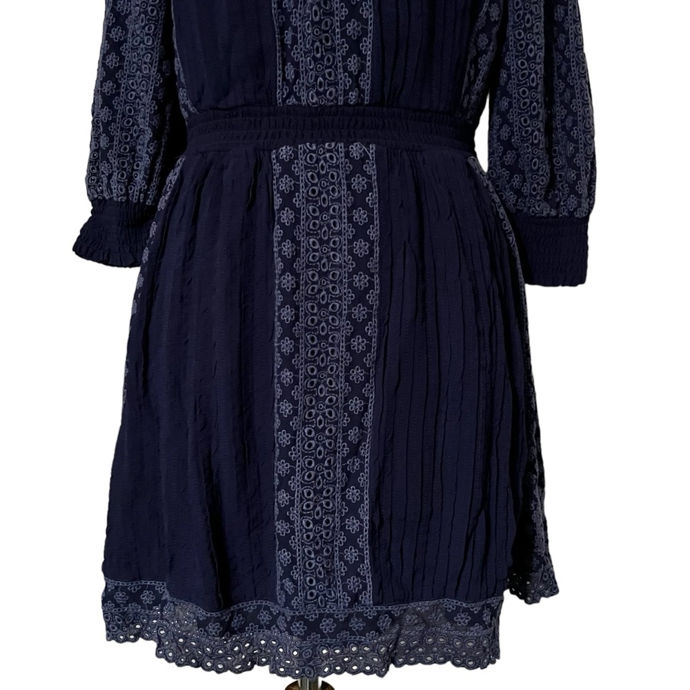 Alice and Olivia Pammy Eyelet Embroidered‎ Off -The Shoulder Dress - Picture 9 of 12